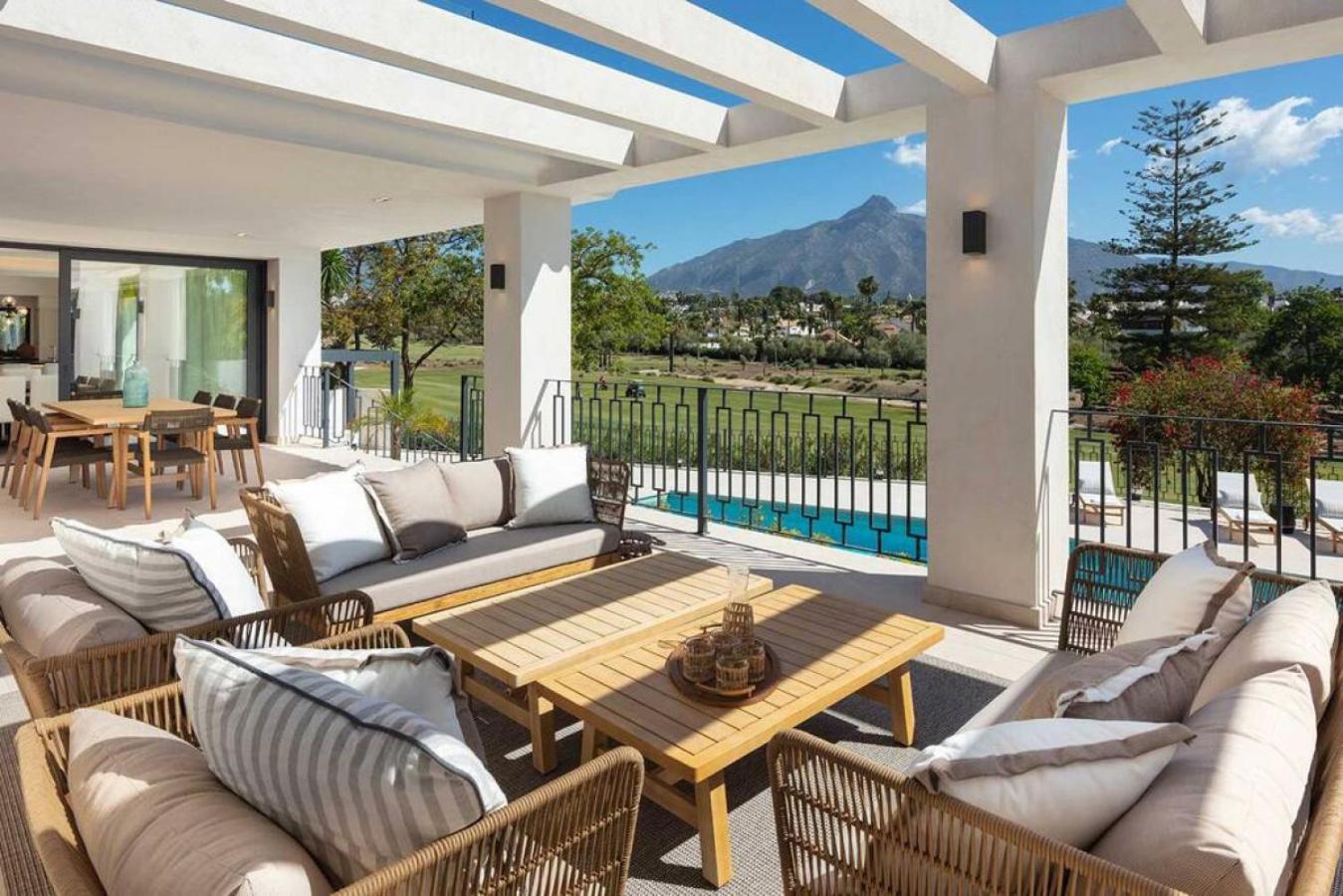 Villa Mercedes - Luxury 5-bedroom In Brisas, Marbella