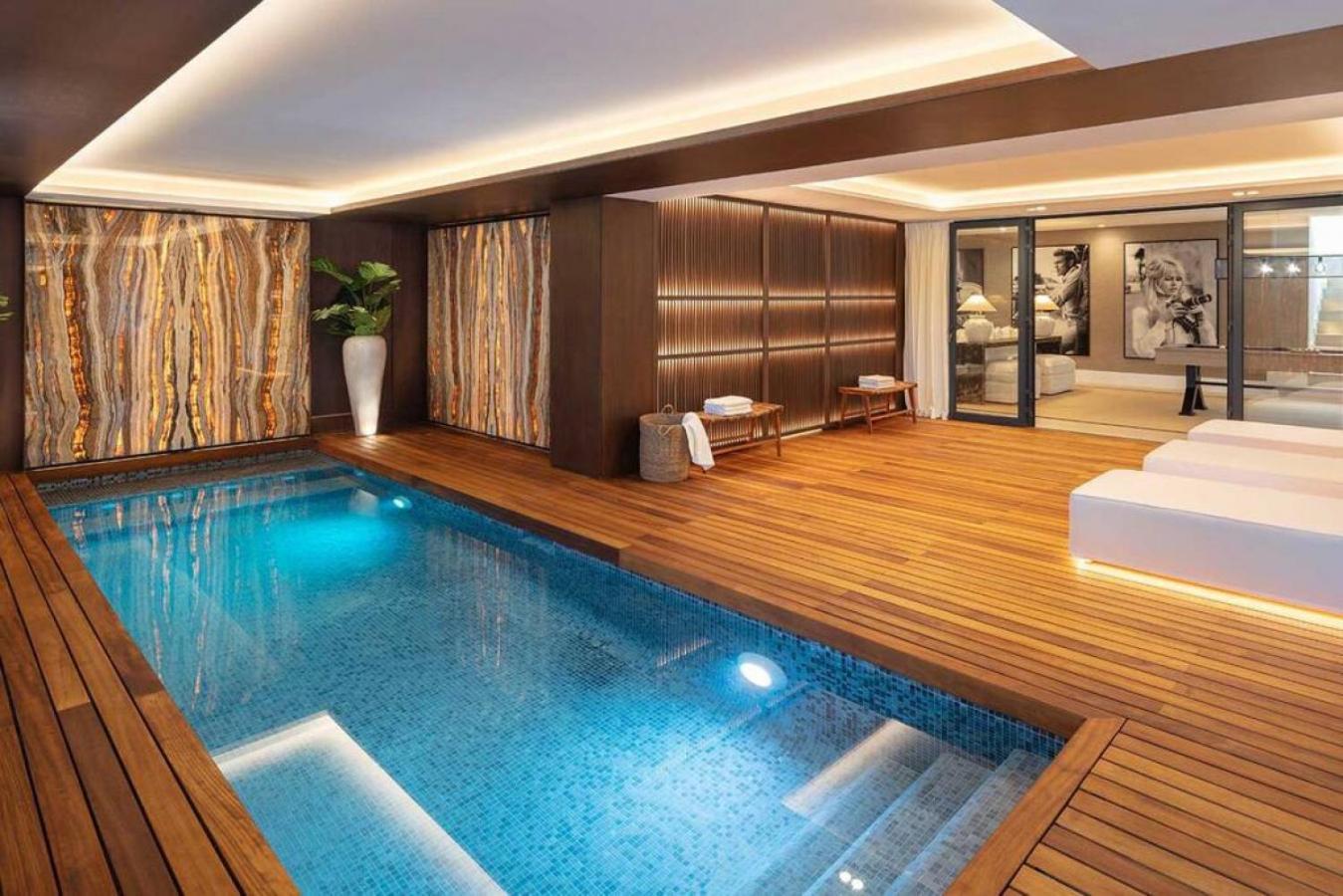 Villa Mercedes - Luxury 5-bedroom In Brisas,